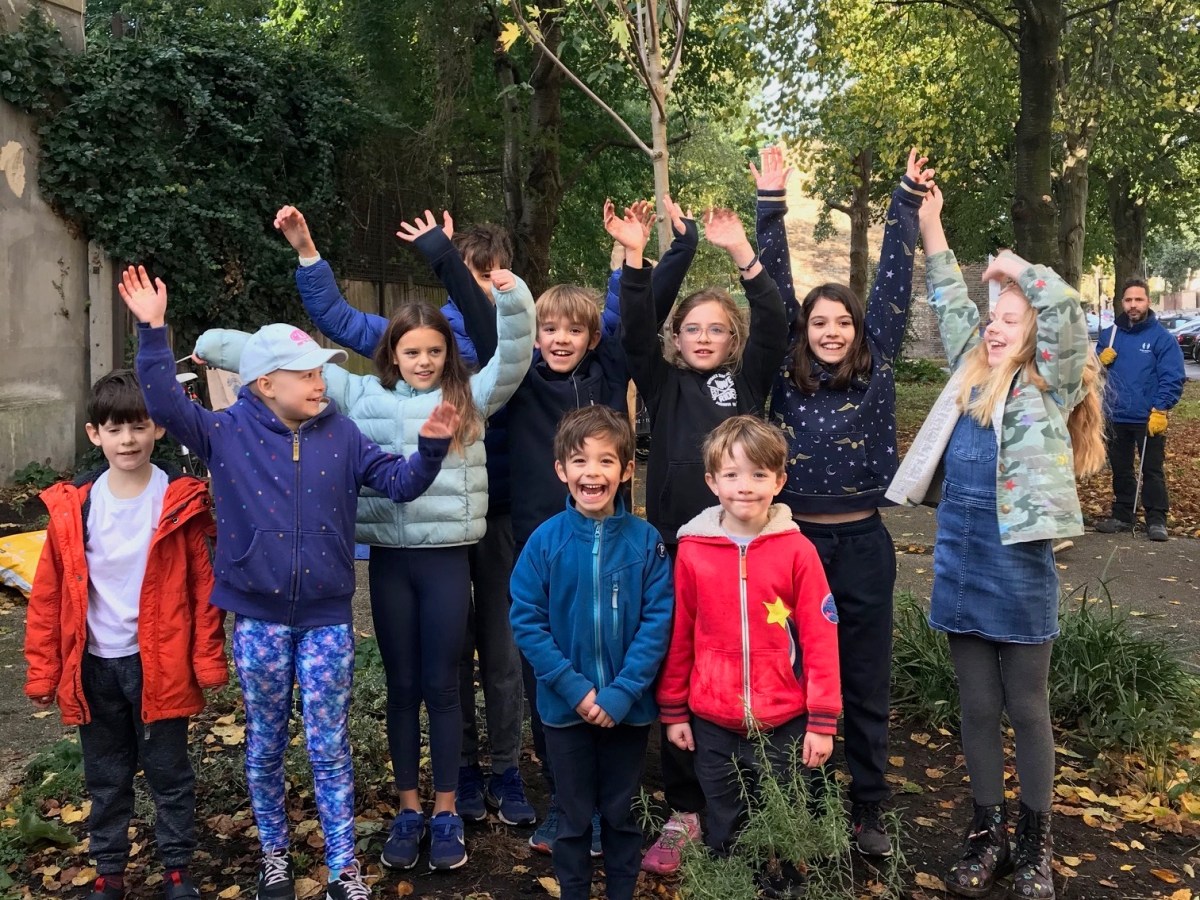 Islington Forest for Change: first trees&nbsp;planted