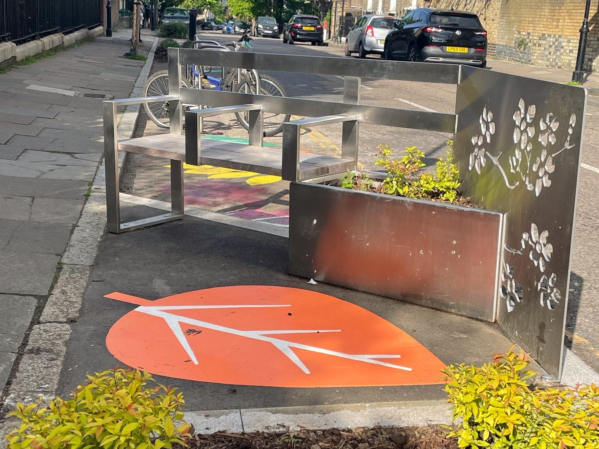 The bench at Thornhill School rain gardens